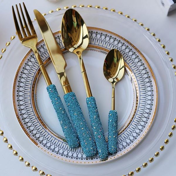 Set di stoviglie Cucchiai da forchetta in acciaio inossidabile di lusso leggero Set in casa con coltello diamantato e accessori da cucina Cucchiaio da pranzo creativo