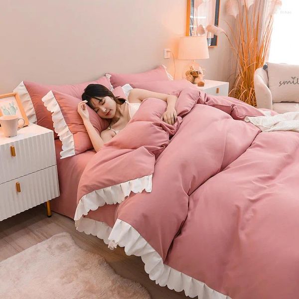 Set di biancheria da letto 2023 Set di quattro pezzi di pizzo adorabile super confortevole estivo 2023 Cuscino in lenzuolo copripiumino principessa in puro colore