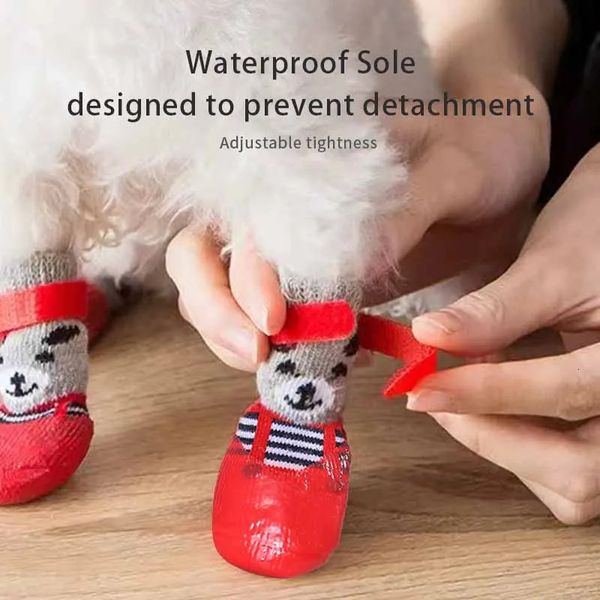 Haustier-Schutzschuhe, 4-teiliges Set, niedlicher Baumwoll-Hund, wasserdicht, rutschfest, Gummi, für Katzen, Hunde, Socken für Chihuahua, Welpen, Katzen, Regen, Schneestiefel, Produkte 231115