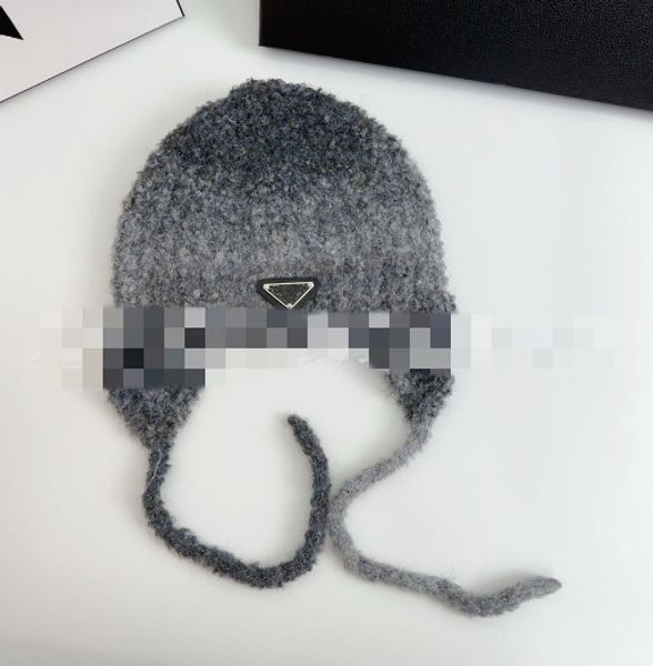 Cappello paraorecchie con benda lavorata a maglia in colori misti della Corea del Sud Cappello colbacco in velluto per viso caldo autunno e inverno da donna