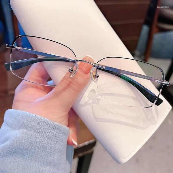 Güneş gözlüğü çerçeveleri moda rimless gözlükleri çerçeve saf titanyum gözlükler reçeteli erkek ve kadın için ultra hafif