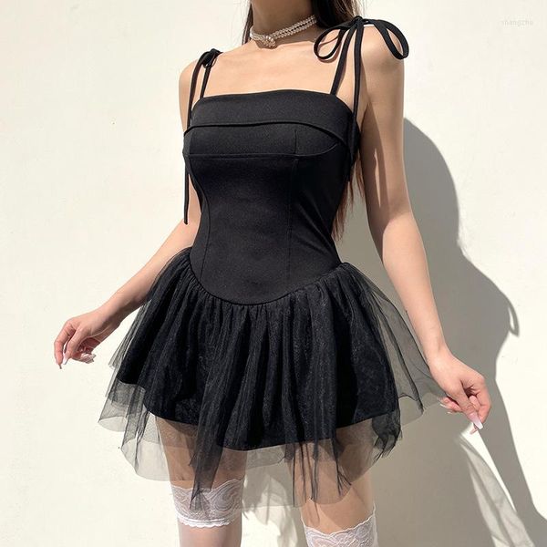 Freizeitkleider Y2K Solid Black Farbe Sweet Strap Strapsrock Sexy Backless Mesh Spleißen Kleid Schmale Taille Dünne Ballett Party