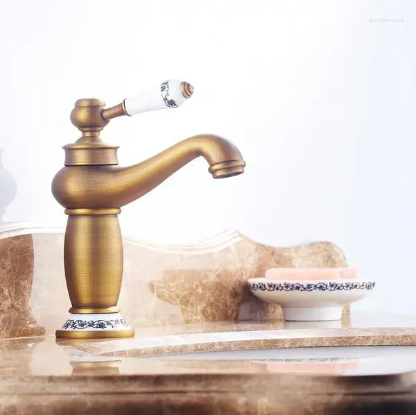 Banyo Lavabo muslukları klasik özlü musluk antika bronz kaplama pirinç havzası tek sap su muslukları