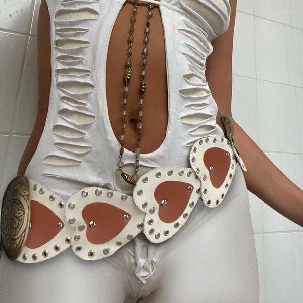 Cinture vintage a forma di cuore da donna in pelle PU regolabile con fascia marrone Y2K rivetto grunge scava fuori accessori