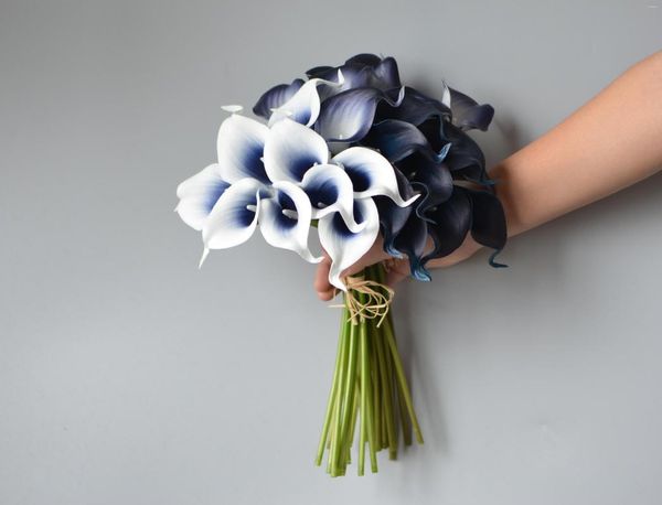 Dekoratif Çiçekler 9 Donanma Calla Llily Beach Düğün Sahte Gerçek Touch Lily Diy Mavi Buket Merkez Parçası