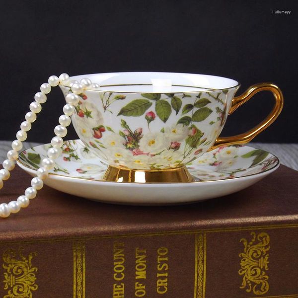Tazze Piattini Stile Britannico Flower Bone China Coffee Cup And Saucer Set High-end Afternoon Tea Pastoral