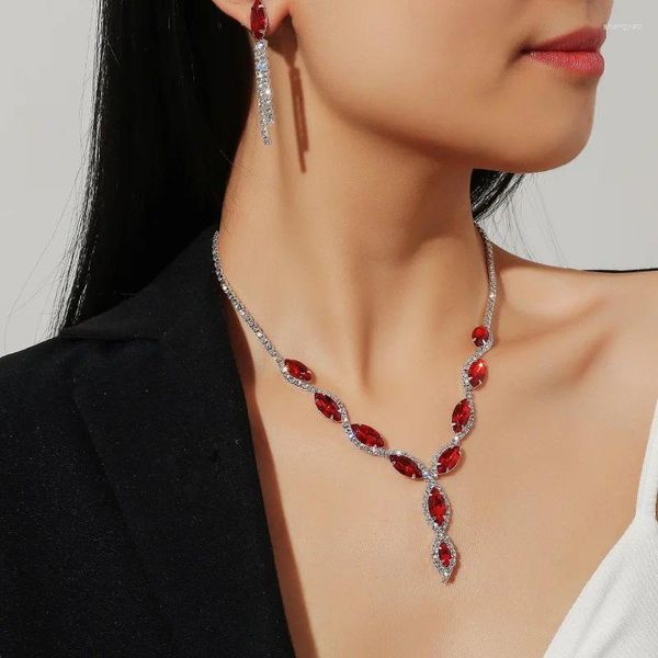 Anhänger Halsketten Rot Blau Lila Kristall Strass Braut Hochzeit Halskette Ohrringe Zweiteiliger Anzug Bankettkleid Schmuckset