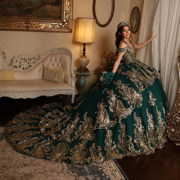 Glitzer-Applikationen, grünes Quinceanera-Kleid, schulterfrei, Ballkleid, süßes 15-Kleid mit Perlen, Prinzessin, mexikanisches Abschlussball-Partykleid