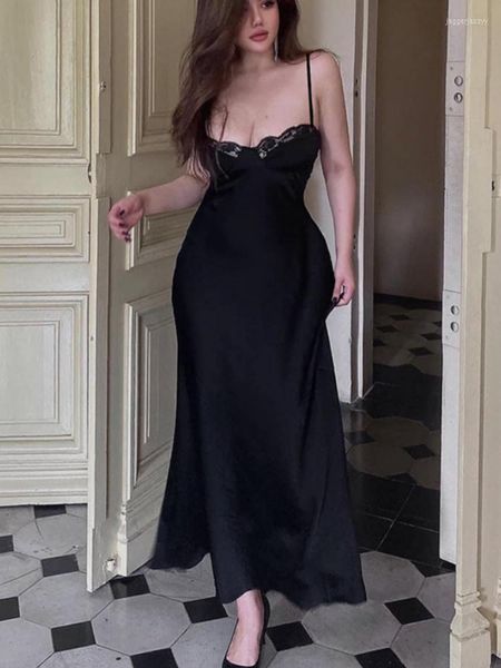 Freizeitkleider Sexy elegantes schwarzes Kleid für Frauen Spitzenbesatz Satin Spaghettiträger rückenfrei lang Maxi