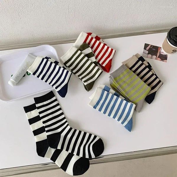 Frauen Socken Gestreift Casual Harajuku Streetwear Elastische Lange Japanische Mode Schule Mädchen Studenten Sport