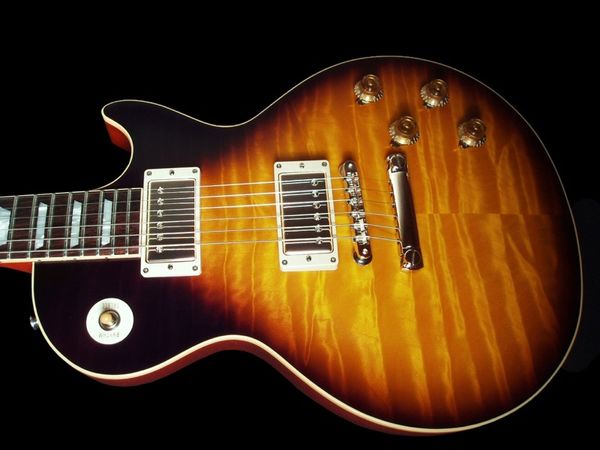 Standard-E-Gitarre, Vintage-Sunburst-Farbe, Mahagoni-Korpus, Palisander-Griffbrett, Tiger-Ahorn-Oberseite, Chrom-Hardware