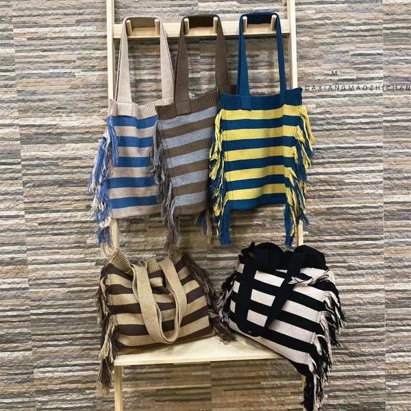 Alışveriş çantaları moda püskül büyük tote çanta tasarımcısı saman çanta el çantaları el yapımı dokuma yaz plajı büyük tatil görmek cüzdan bohem 2023