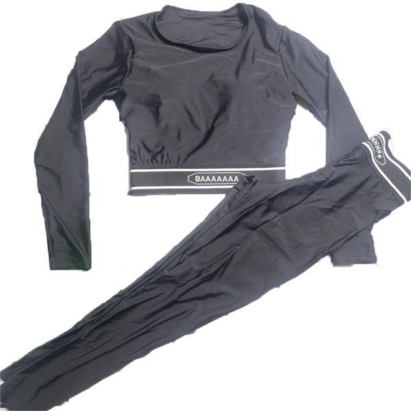 Designer Donna Tute da yoga Girocollo Collant a maniche lunghe Top Collant sportivi Set da due pezzi Set da yoga per corsa all'aperto primavera autunno