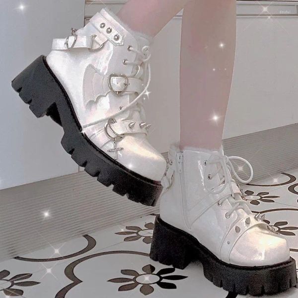 Модельные туфли 2023, зимние короткие сапоги, женские плюшевые теплые ботинки в стиле Лолиты, повседневные туфли на платформе в стиле панк на плоской подошве из металла