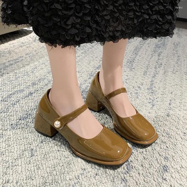 Scarpe eleganti per le donne 2023 Décolleté da donna di marca Moda coreana Punta quadrata Mary Jane Casual Semplici Ladies Single Zapatos