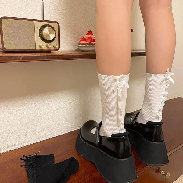 Женские носки, однотонные, черные, белые, JK, школьные хлопковые длинные японские носки для девочек в стиле Лолита, каваи, с бантом, кружево, рюшами