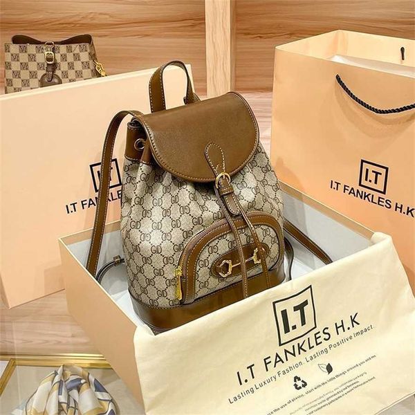 Сумка СКИДКА 32% Дизайнерская сумка Гонконг Новый модный тренд Женский кожаный рюкзак Универсальная дорожная сумка для книг