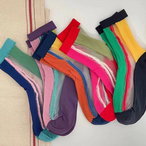 Kadın Çoraplar Modaya Düzenli Marka Serin ve Nefes Alabilir İnce Cam Elyaf Orta Tüp IN Dikey Çizgili Renk Kart İpek Kadınlar
