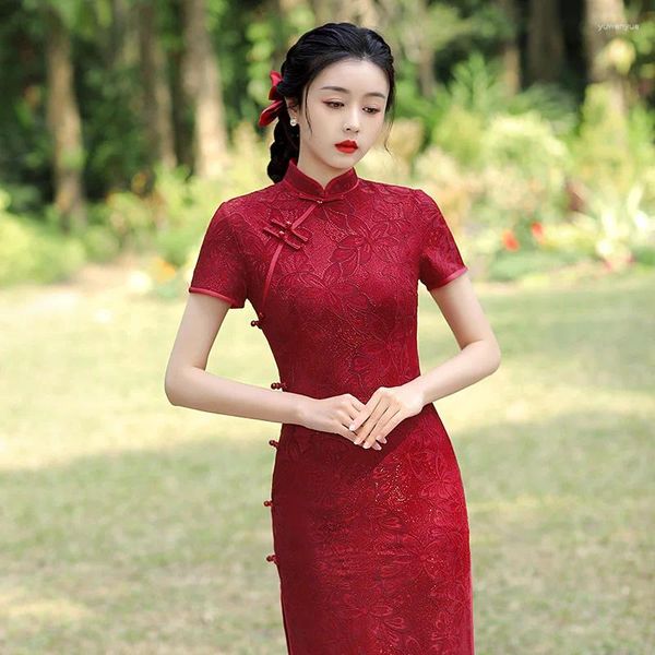 Abbigliamento etnico 2023 Vino rosso lungo cheongsam donna elegante abito di pizzo manica corta abiti vintage stile cinese sottile Qipao dalla S alla 4XL