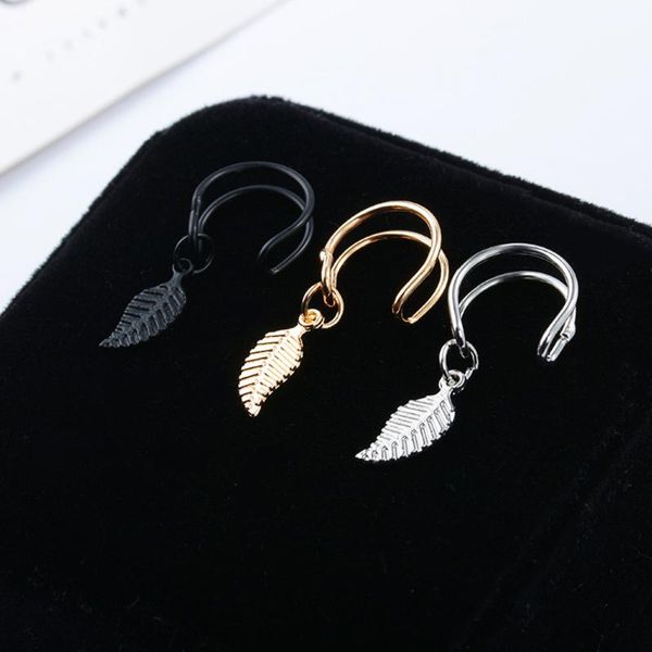 Orecchini pendenti Lampadario KaiMin 2023 Ear Cuff Foglie d'oro Clip non piercing Cartilagine finta Orecchino Gioielli per donna Uomo all'ingrosso