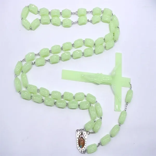 Colares de pingente Rosário Beads Luminous Noctilucent Brilhante Catolicismo Religioso Jóias Presente de Festa para Oração