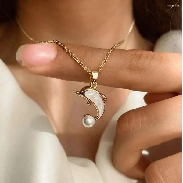Catene Moda Collana con delfino di perle bianche per donna Personalità squisita Ciondolo animale Catena con clavicola Gioielli regalo di San Valentino