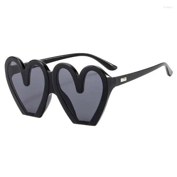 Güneş Gözlüğü 2023 Şık Kişiselleştirilmiş Aşk Gözlük Pai Takımı Komik Kalp Kadınlar UV Koruma Gözlükleri 253