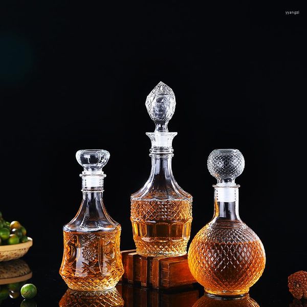 Fiaschetta Classica Bottiglia di rum in vetro Bottiglia di whisky sigillata in stile europeo per la casa Flacone di lusso leggero Flasque Alcool Forniture da tavola