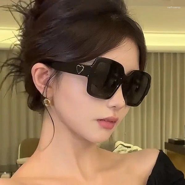Güneş gözlükleri kare şekil kadın Kore tarzı moda yansıtıcı kadın güneş gözlükleri kaliteli kadınlar