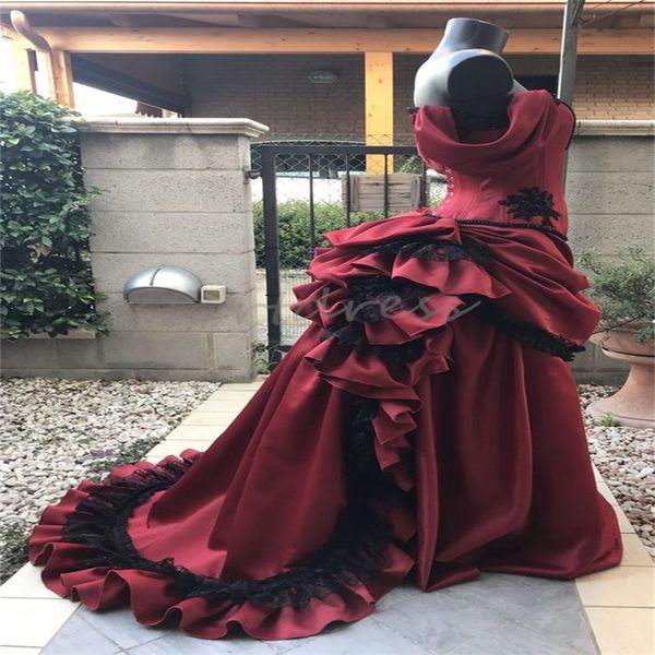 Vestido de novia gótico victoriano negro y rojo Renacimiento Estética Medieval País Vestidos de novia Fantasía Fruncido Pliegue Vampiro Tudor Años 20 Jardín Vestidos De Novia
