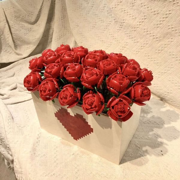 Kompatibel mit LEGO Eternal Rose Bundle-Bausteinen zum Zusammenbauen. DIY handgemachte Kunstblumendekoration als Geschenk für die besten Freundinnen der Mädchen