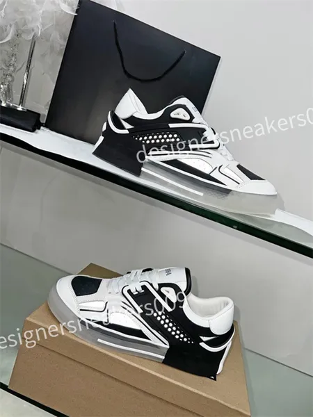 2023 Scarpe sportive con plateau da uomo del nuovo designer Scarpe basse sportive di lusso Tendenza Scarpe da skateboard Rosso Nero Bianco Blu Pizzo Low Top jc2206015