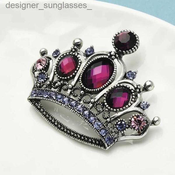 Spille Spille Wuli baby Crown Spille Donna Unisex Vintage Viola Strass Corona Office Party Spilla PinsL231117