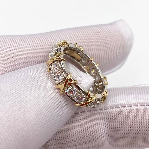 Designer de luxo feminino cruz banda X anéis de ouro com 16 diamantes anéis de moda joias clássicas banhado a prata 18K para mulheres homens amantes casais amor anéis de casamento com sinete