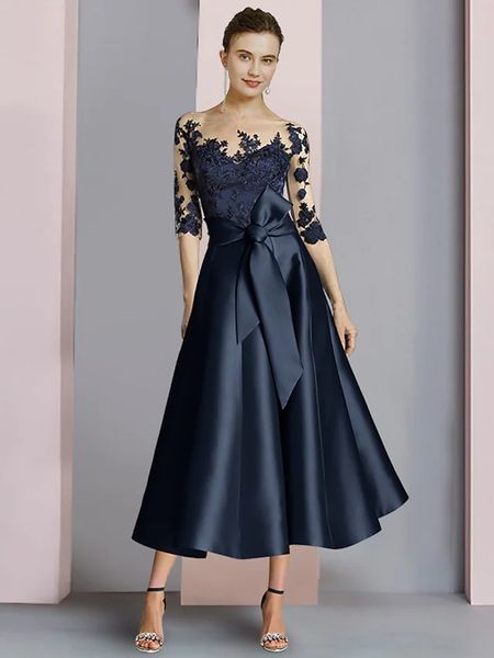 2023 Elegant Dunkelblau Kleid für die Brautmutter Illusionsausschnitt Satin Spitze Halbarm mit Schleife Patin Hochzeitskleider Robe De Soiree