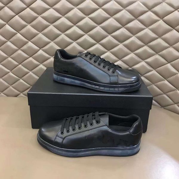 Homens Famosos Sapatos Casuais Polarius Onyx Resin Bottoms Running Sneakers Itália Refinado Preto Branco Baixo Tops Elástico De Couro Designer Ideia Sapatos Atléticos Caixa UE 38-45