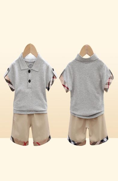 2 pezzi Set di vestiti estivi per ragazzi Camicie di moda Pantaloncini Abiti per tute da neonato per 0-5 anni7908794