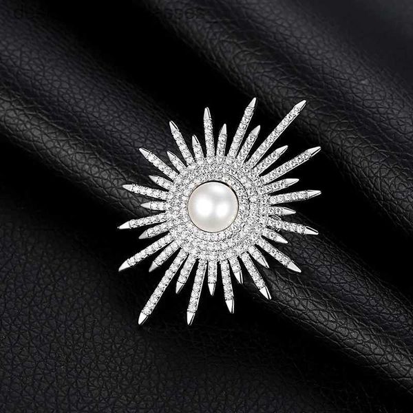 Spille Spille New Shiny Sun Flower Spille per le donne Luxury Big Pearl Strass Spilla Pins Gioielli Abito da sposa Accessori Regali di nozzeL231117