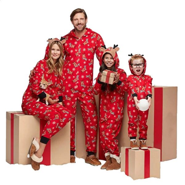 Cosplay 2024 unisex yetişkin kardan adam tulum kostüm çocuklar xmas geceliği bebek kırmızı ren geyiği onesies kapüşonlu aile Noel pijamaları 231116