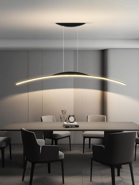 Lampadari Moderni semplici Lampade a sospensione a LED Linee da tavolo per sala da pranzo Luce Nordica Bancone da bar creativo Lampadario per illuminazione interna a strisce lunghe