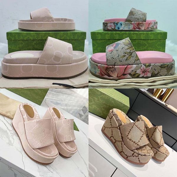 Chinelos sandálias verão plana chinelo moda praia homens mulher grande cabeça chinelo arco-íris letras leves senhoras arco-íris cunha