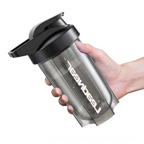 Su Şişesi 500ml Sport Shaker Şişe Plastik Şişe Taşınabilir Asılı Halka Açık Çift Ölçekli Protein Sallama Kupası BPA ÜCRETSİZ Sızdır P230324