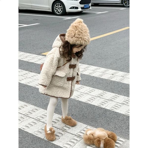 Cappotto invernale con cappuccio per bambini bambini ragazze ragazzi caldo e spesso parco cappotto di cashmere double face di media lunghezza giacca morbida e confortevole per bambini 231117