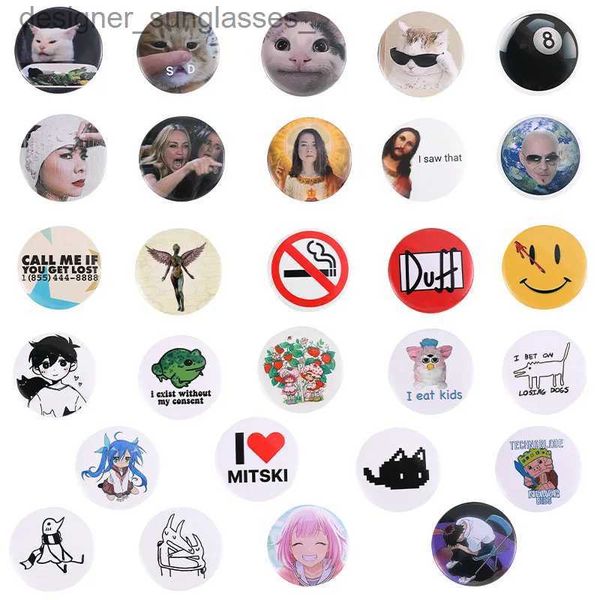 Pinos Broches Circular Lel Pins Bonito Mangá Esmalte Emblemas Anime Broches de Metal Para Mulheres Amigos Mochilas Arte Hijab Avatar Roupas JóiasL231117