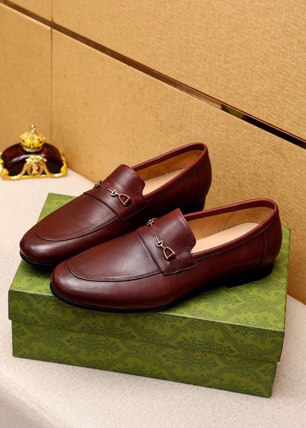 Новый 2023 Mens Trade Shoes Business Formande Diremine Leather Casual Loafers Мужской бренд офис официальный свадебный размер 38-47