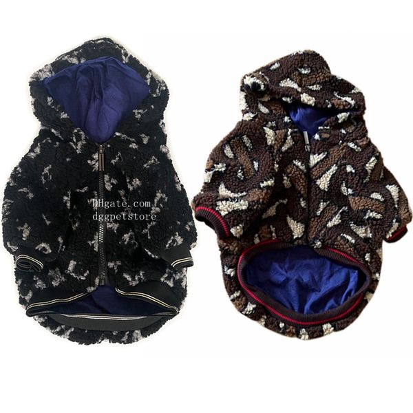 Abbigliamento per cani di marca Abbigliamento per cani di marca Cani caldi Felpa con cappuccio per cucciolo Cappotto invernale in morbido pile per cuccioli con lettere classiche Maglione Bulldog francese 4XL A472