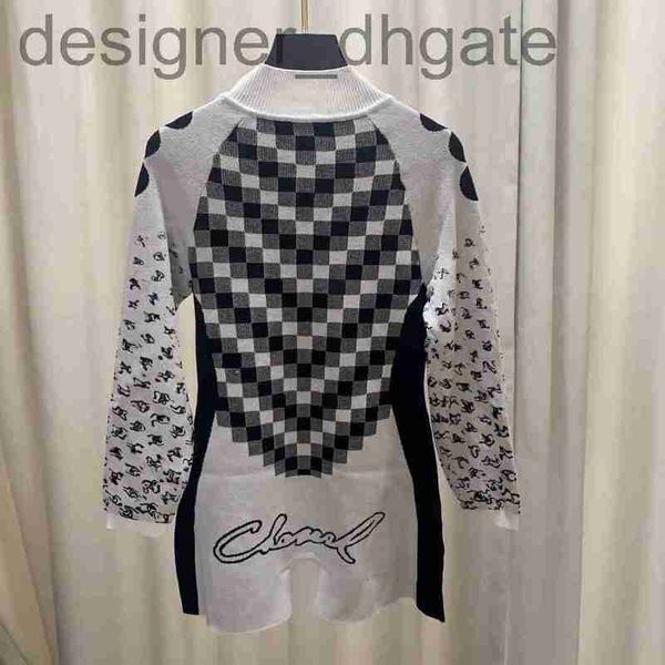 Tute da donna Pagliaccetti Designer2022 Designer Inverno Donna Plaid Pattern Tute in maglia Runway Mezzo collo Manica lunga Zipper All Match Fashion Pagliaccetto GR04