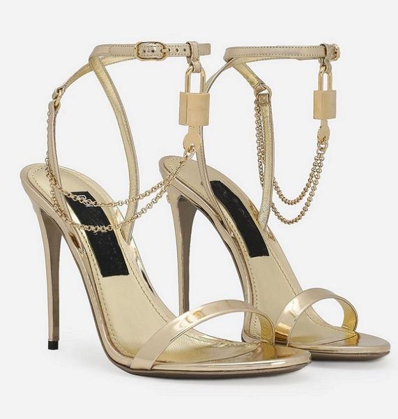 Elegante Marke Kalbsleder Sandalen Schuhe Charm-verzierte Kette Gold Schwarz Lackleder High Heels Partykleid Hochzeit Gladiator Sandalen EU35-43