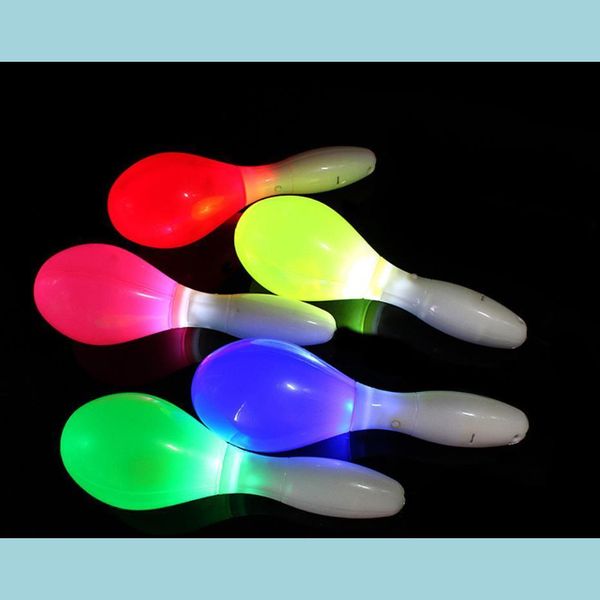 Roup Maker Light Up Maracas Party Led Shaker Shaker Shakers Flash Colors Toys Christmas Halloween Clube de concertos ATMOSPOMENTE D DHZKH