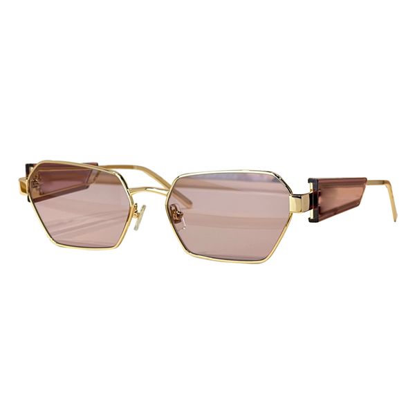 2024 Yeni Popüler Tasarımcı Kadınlar İçin Güneş Gözlükleri Retro Eyewear UV400 Koruyucu Lensler Kare Metal 53W Stil Mektup Bacakları Basit Güneş Giyin